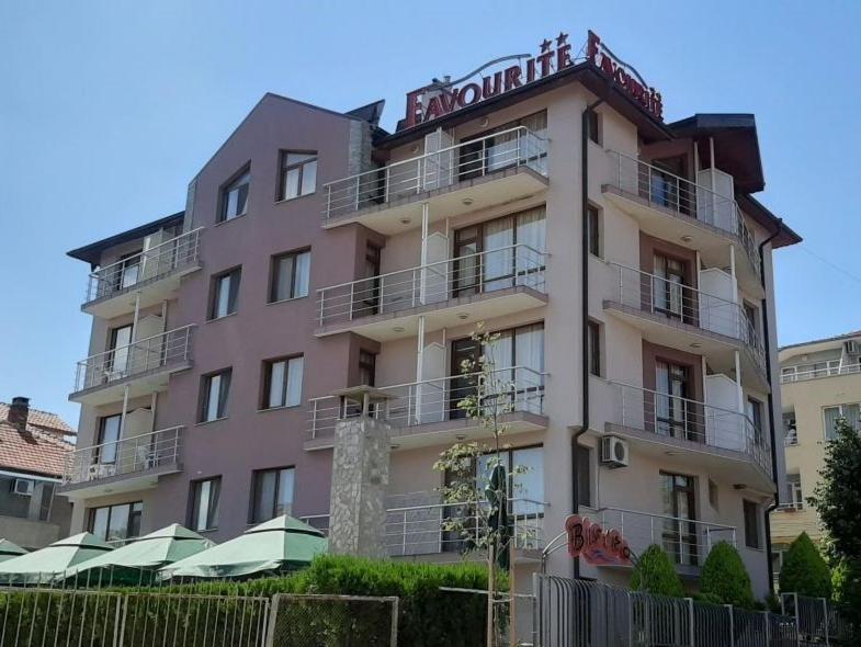 Family Hotel Favourite 奥布佐尔 外观 照片